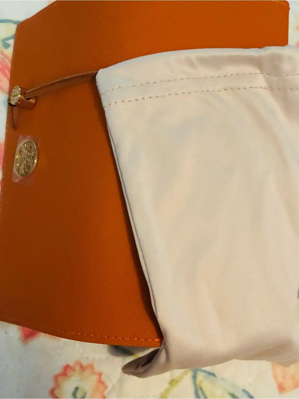 Tory Burch Sunglass Case w Pouch NWT